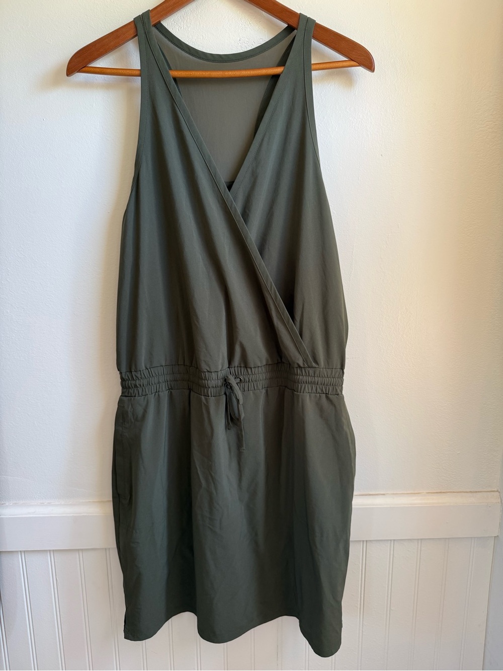 Athleta Take A Hike Romper Skort Racerback Dress Army Green Size 10